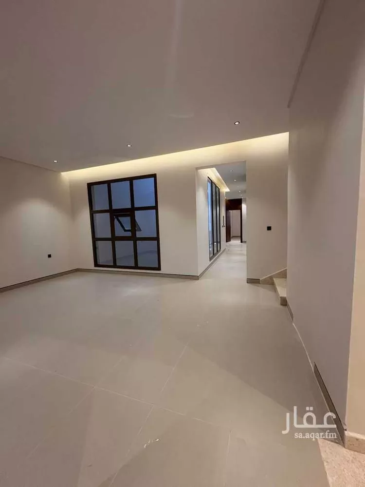 فيلا للبيع في شارع ابن صدقة الغرافي, حي المهدية, مدينة الرياض, منطقة الرياض صورة 2