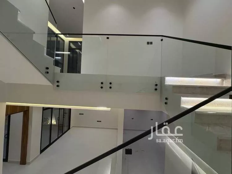 فيلا للبيع في شارع جعفر الأفضلي, حي المهدية, مدينة الرياض, منطقة الرياض صورة 4