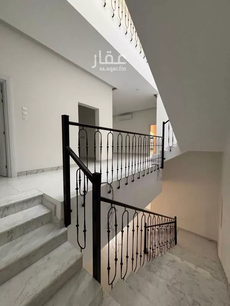 فيلا للبيع في شارع ابو علي القرشي, حي قرطبة, مدينة الخبر, المنطقة الشرقية صورة 2