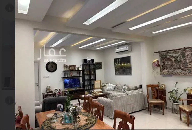 فيلا للبيع في شارع مغيرة, حي الوادي, مدينة الرياض, منطقة الرياض صورة 2