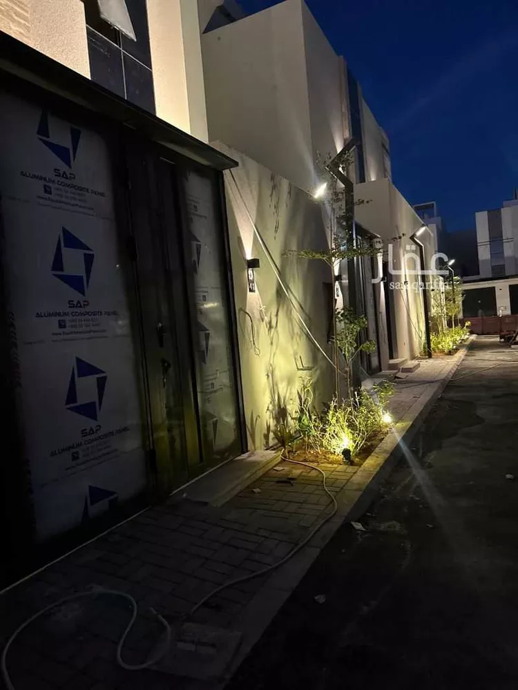 فيلا للبيع في شارع احمد بن حسين الشغدري, حي العارض, مدينة الرياض, منطقة الرياض صورة 2