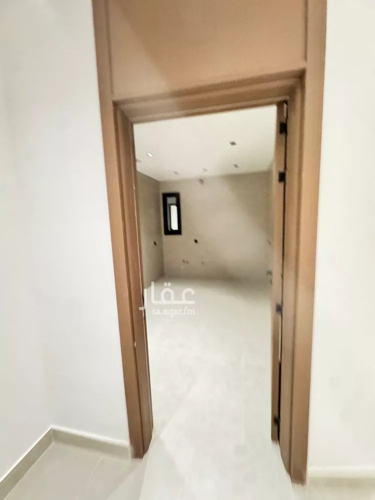 Apartment for Sale in Dammam Ash Shulah 7