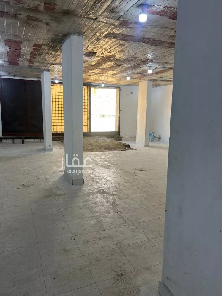 مستودع للإيجار في شارع احمد ابن الخشاب, حي شمال التضامن, مدينة خميس مشيط, منطقة عسير صورة 2