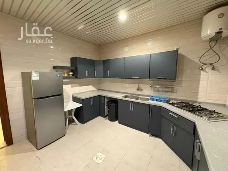 فيلا للإيجار في شارع عمر التميمي, حي الظرفة, مدينة خميس مشيط, منطقة عسير صورة 3