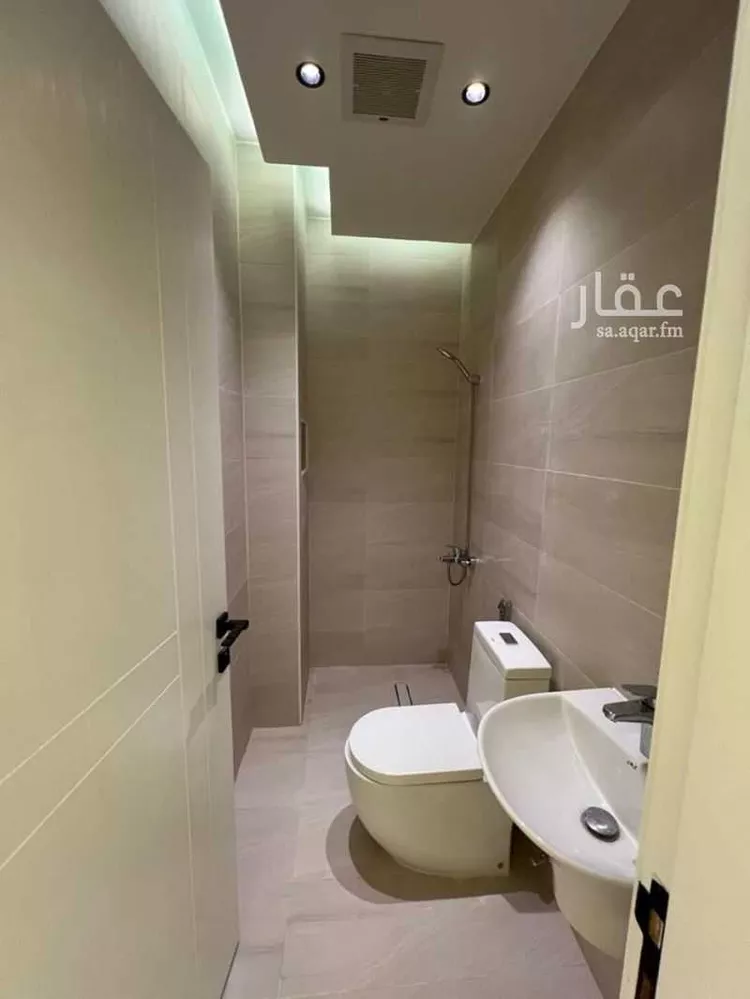 دور للإيجار في شارع رقم 192, حي الجنادرية, مدينة الرياض, منطقة الرياض صورة 2