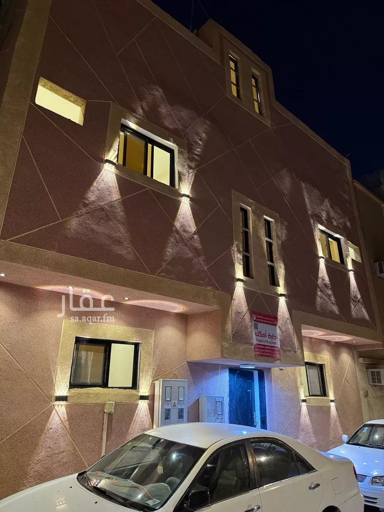 عمارة للبيع في شارع توبة بن ابي البركات, حي منفوحة, مدينة الرياض, منطقة الرياض