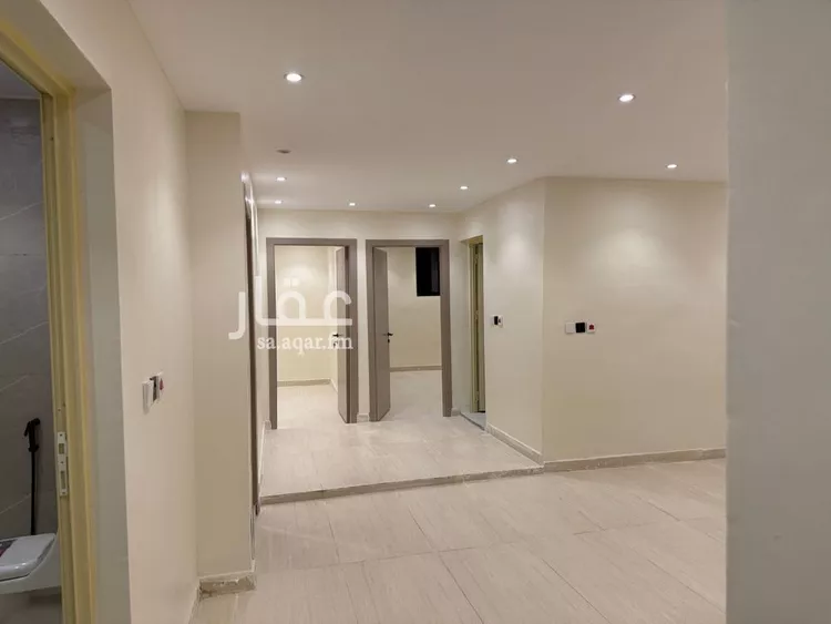 عمارة للبيع في شارع الكفية, حي غبيرا, مدينة الرياض, منطقة الرياض صورة 4