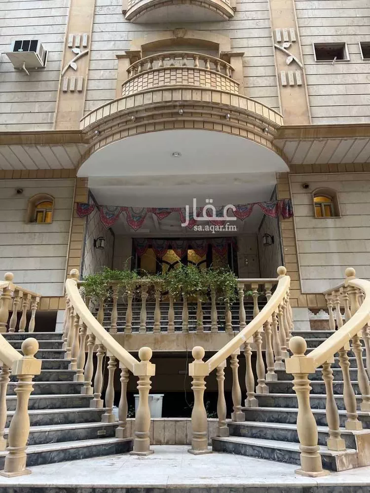 شقة للإيجار في شارع إبن سنان الخفاجى ، حي الصفا ، جدة ، جدة