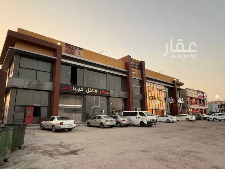 عمارة للإيجار في شارع الملك خالد , حي البحيرة, مدينة الخبر, المنطقة الشرقية صورة 4