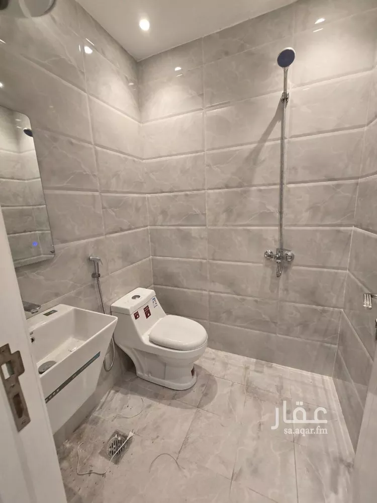 عمارة للإيجار في شارع إبراهيم بن نغيمش, حي العقيق, مدينة الرياض, منطقة الرياض صورة 4