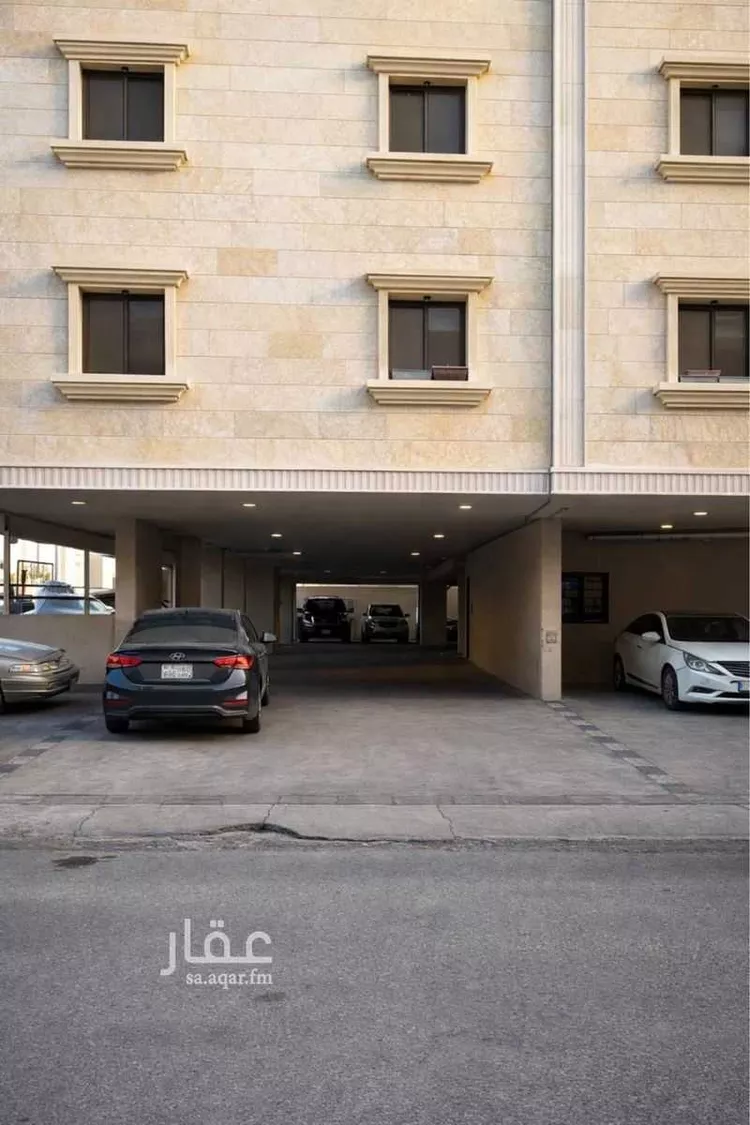 شقة للبيع في شارع اياس المزني, حي النور, مدينة الدمام, المنطقة الشرقية 1 صورة