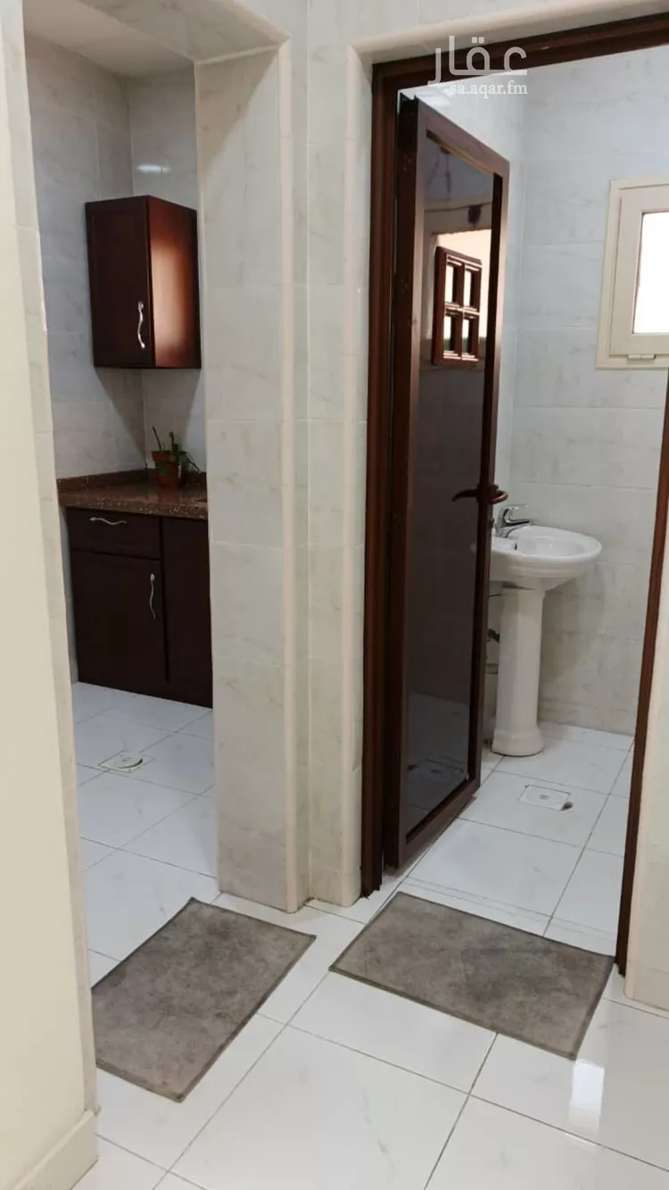 مكتب تجاري للإيجار في شارع الامام علي بن ابي طالب, حي الجامعيين, مدينة الدمام, المنطقة الشرقية صورة 4