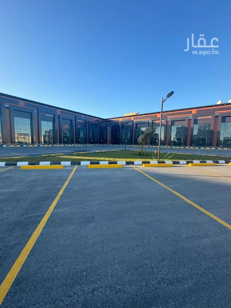 محل للإيجار في شارع الامير محمد ابن فهد , حي الشاطئ الغربي, مدينة الدمام, المنطقة الشرقية