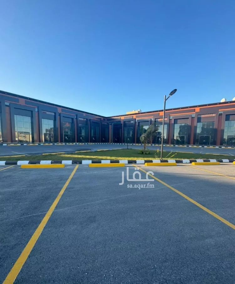 محل للإيجار في شارع الامير محمد ابن فهد , حي الشاطئ الغربي, مدينة الدمام, المنطقة الشرقية