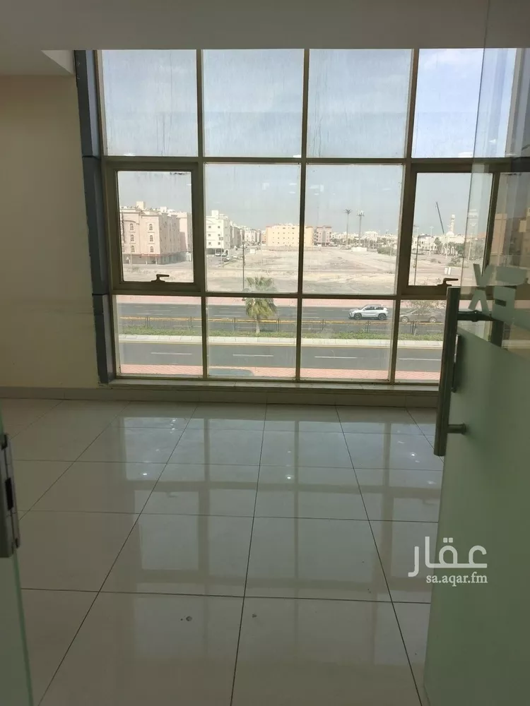 مكتب تجاري للإيجار في شارع طريق الخليج, حي الزهور, مدينة الدمام, المنطقة الشرقية صورة 4
