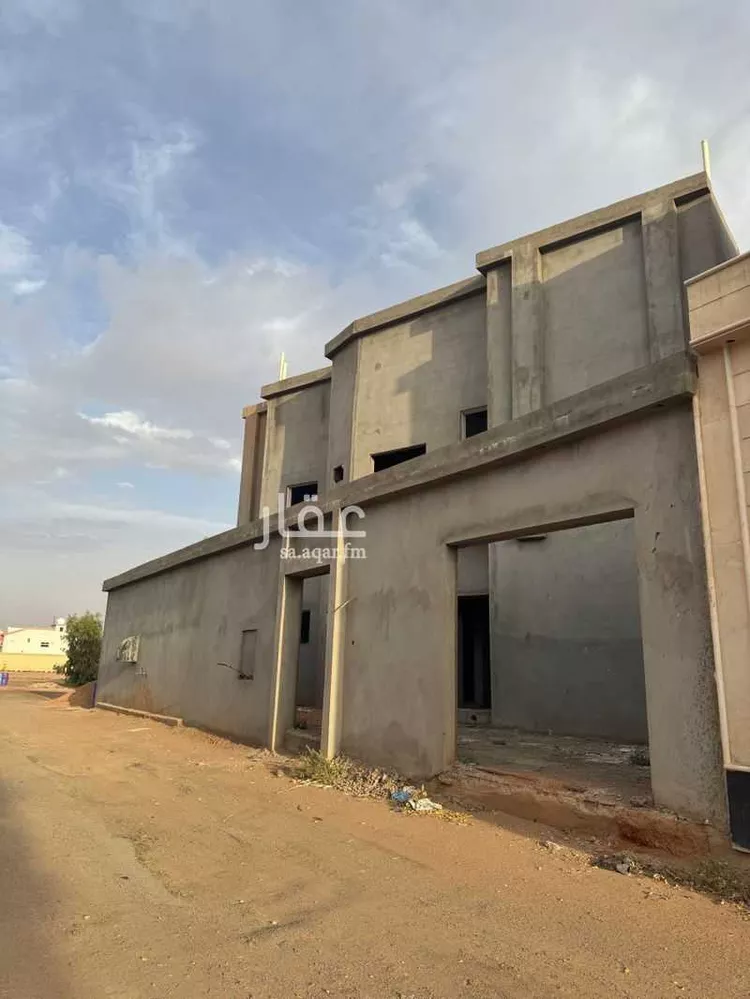 فيلا للبيع في شارع مقبل بن ثويني الشمري, حي الخزامى, مدينة حائل, منطقة حائل صورة 5