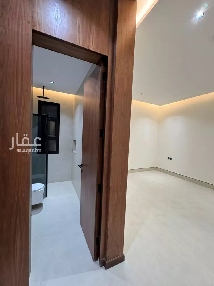 فيلا للبيع في شارع عمرو بن معمر, حي العارض, مدينة الرياض, منطقة الرياض صورة 2