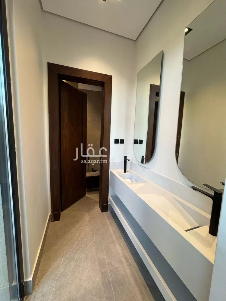 فيلا للبيع في شارع حكيم بن جابر, حي النرجس, مدينة الرياض, منطقة الرياض 7