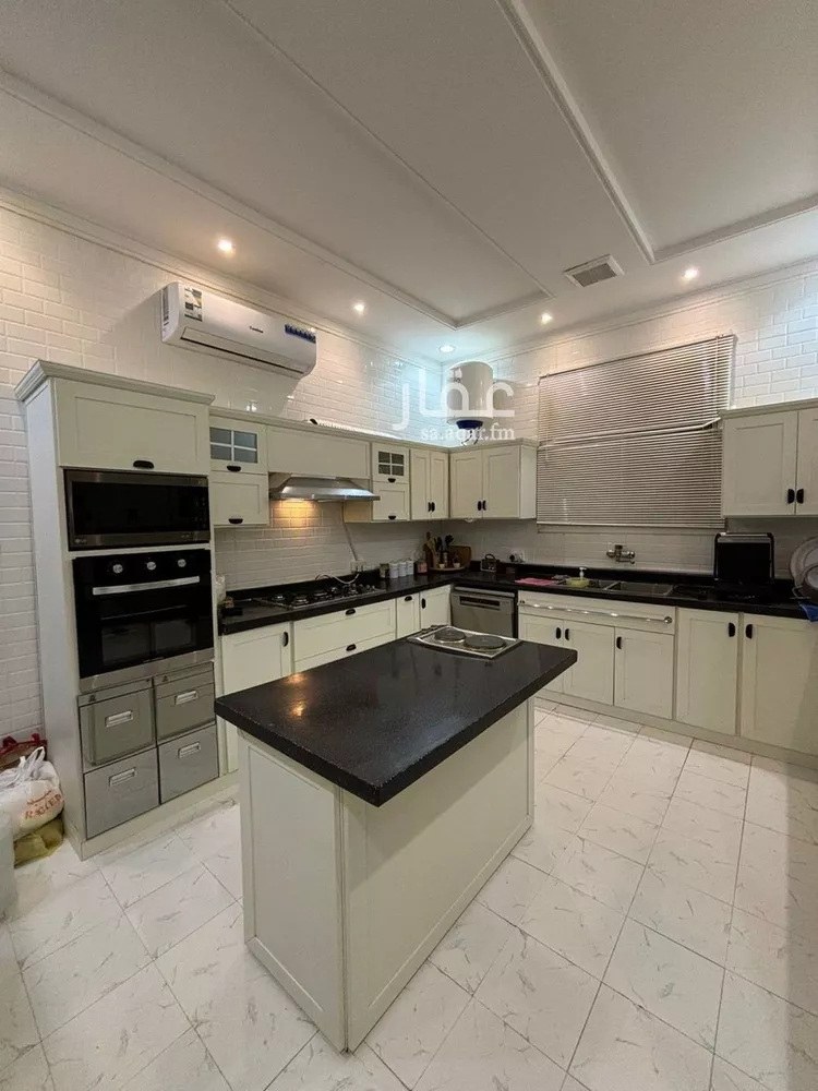 فيلا للإيجار في شارع عمر بن علي الجعدي, حي طويق, مدينة الرياض, منطقة الرياض صورة 2