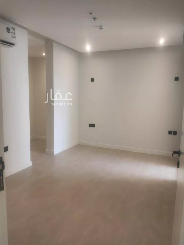شقة للإيجار في شارع وادي هجر, حي الملقا, مدينة الرياض, منطقة الرياض صورة 4