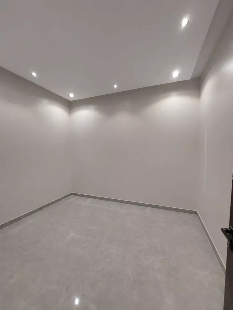 Floor for Rent in Riyadh Tuwaiq 2