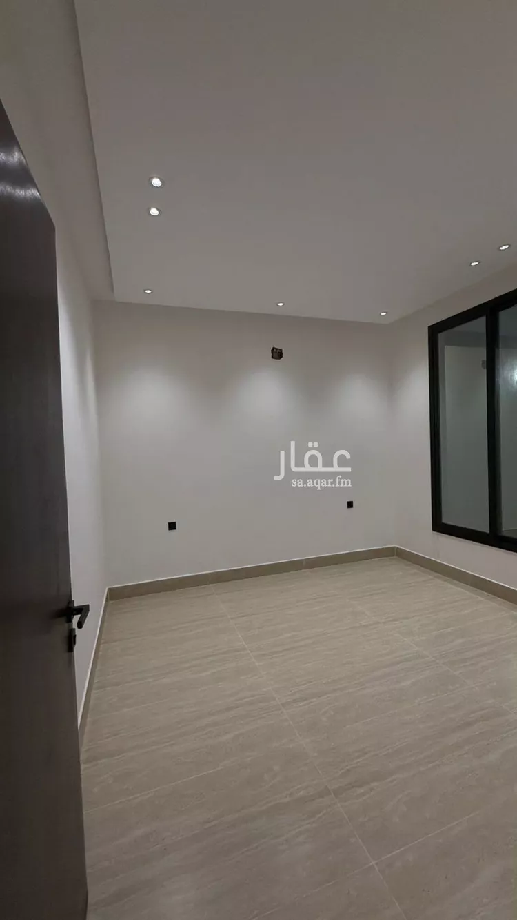 فيلا للبيع في شارع نهر النعامين, حي العريجاء الأوسط, مدينة الرياض, منطقة الرياض صورة 2