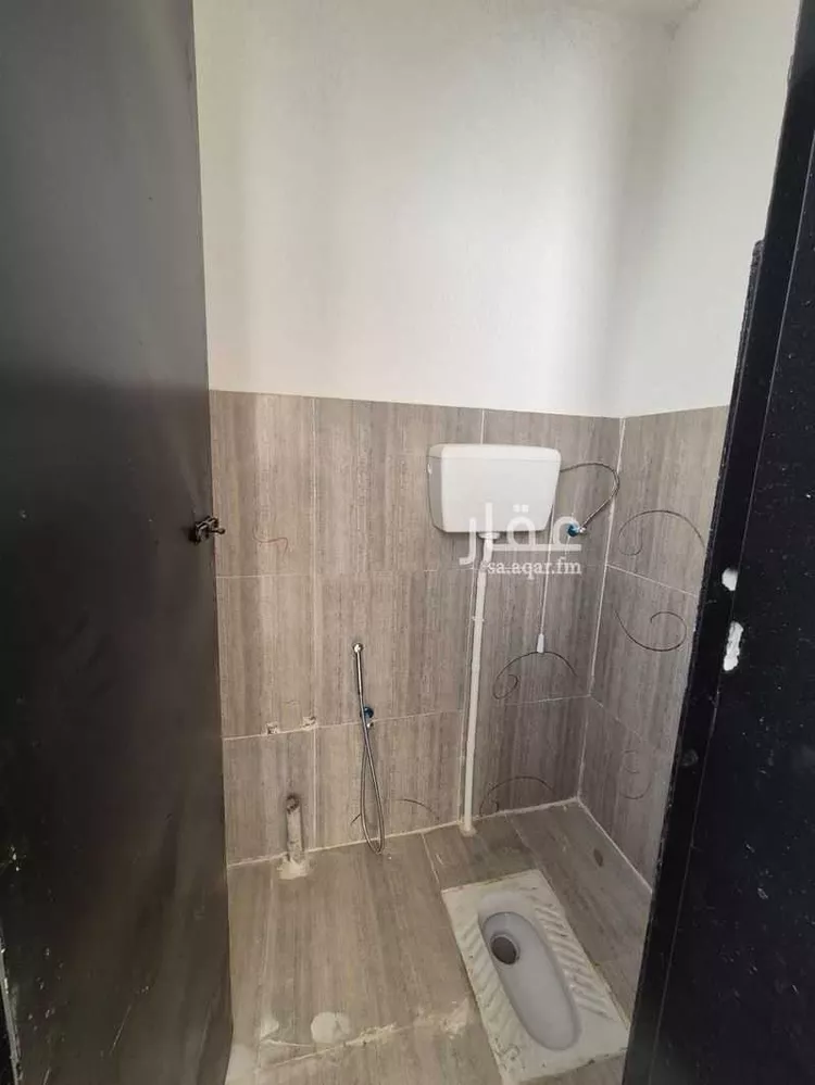 عمارة للإيجار في شارع البساتين, حي الرمال, مدينة الرياض, منطقة الرياض صورة 2