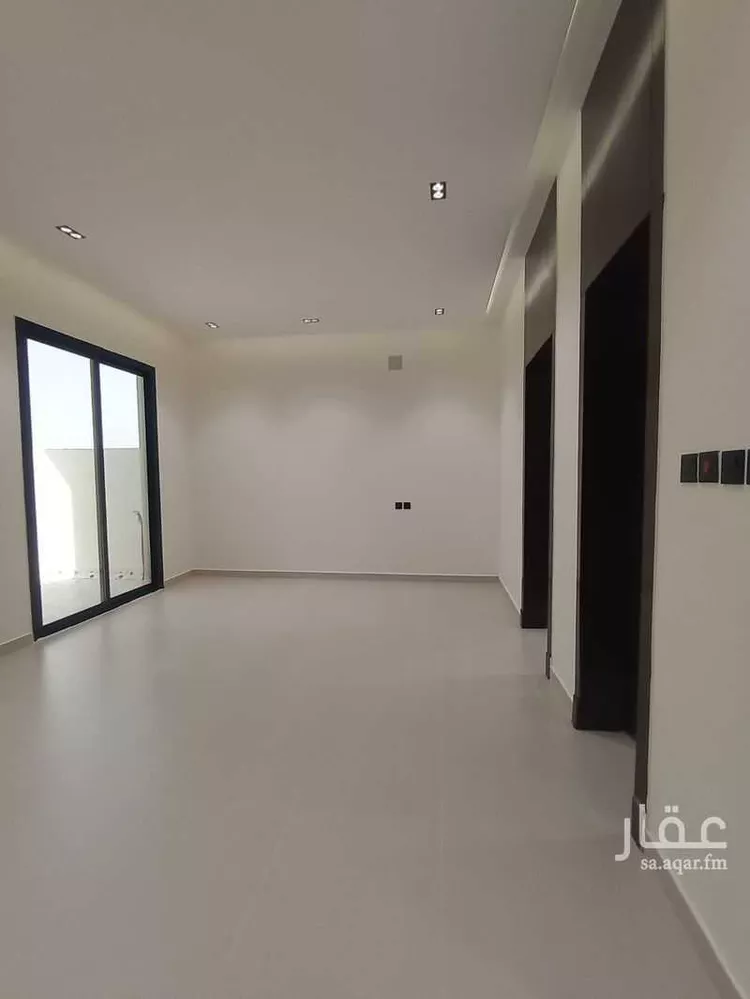 فيلا للبيع في شارع حرملة ابن خالد ابن هوذة العامري, حي الأندلس, مدينة المزاحميه, منطقة الرياض صورة 4