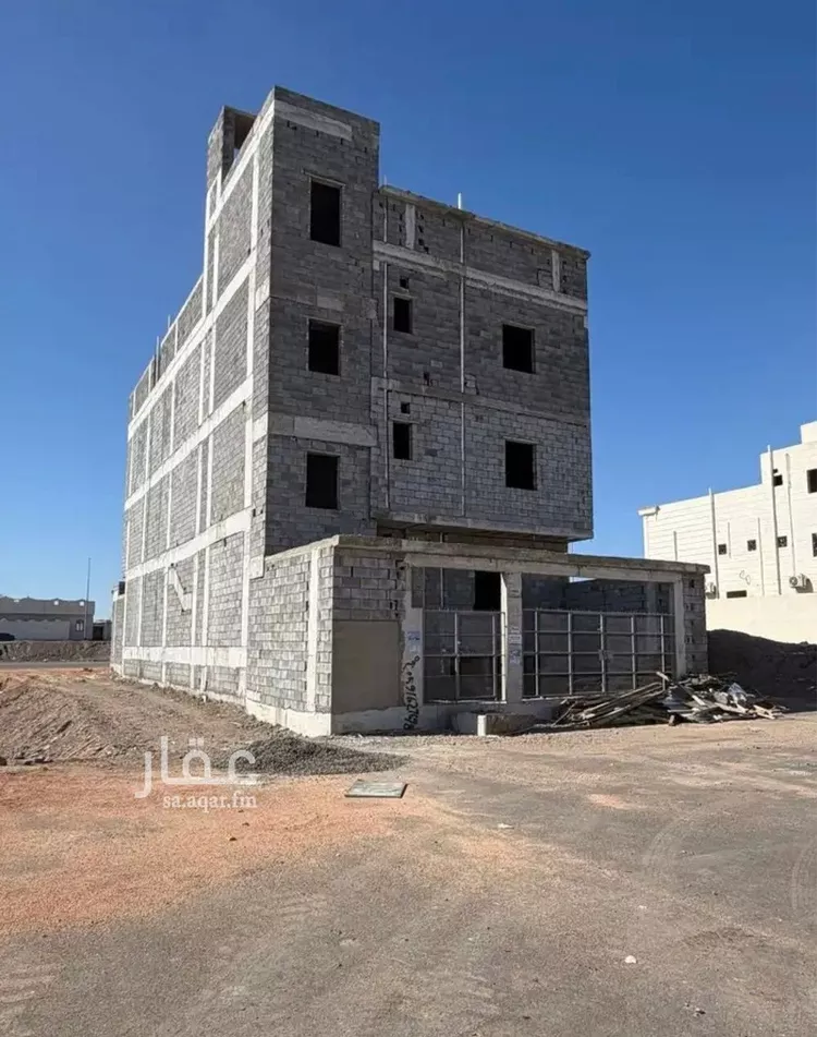 عمارة للبيع في شارع فلان ابن شراحبيل, حي ورقان, مدينة المدينة المنورة, منطقة المدينة المنورة