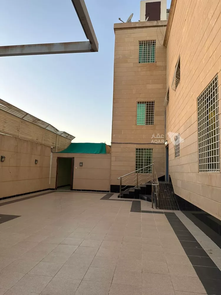 فيلا للبيع في شارع شبيب بن نعيم الشامي, حي وادي مهزور, مدينة المدينة المنورة, منطقة المدينة المنورة صورة 5