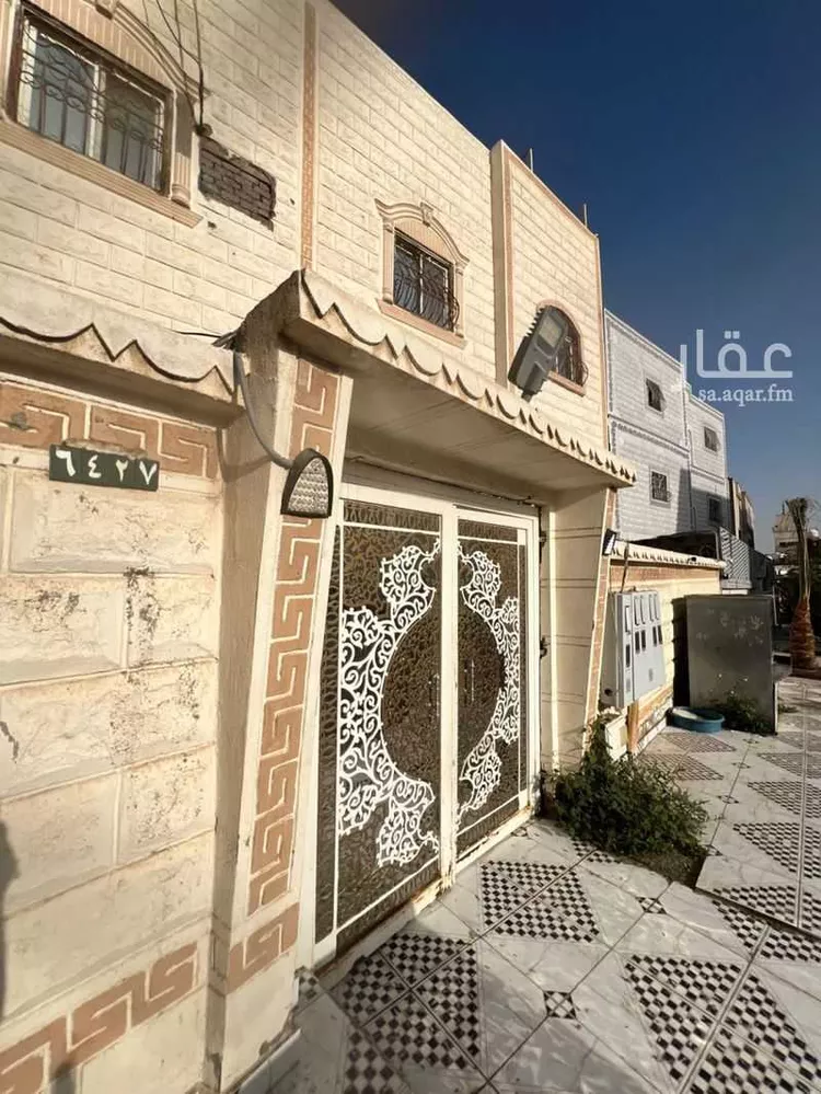 عمارة للبيع في شارع عبيدالله الكرخي, حي التلعة, مدينة المدينة المنورة, منطقة المدينة المنورة صورة 3