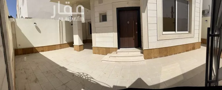 فيلا للبيع في شارع علي الحراني, حي الرانوناء, مدينة المدينة المنورة, منطقة المدينة المنورة صورة 2