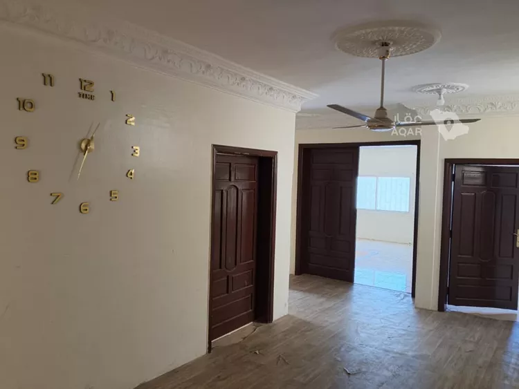 عمارة للبيع في شارع احمد بن محمد الطرسوسي, حي المطار, مدينة المدينة المنورة, منطقة المدينة المنورة صورة 5