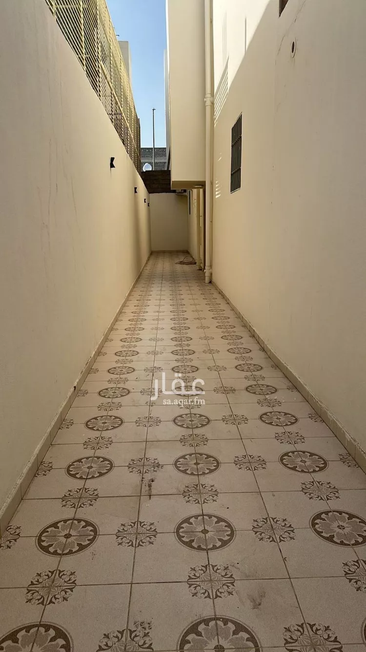 عمارة للبيع في شارع عبدالرحمن ابن مربع الانصاري, حي الدفاع, مدينة المدينة المنورة, منطقة المدينة المنورة صورة 5