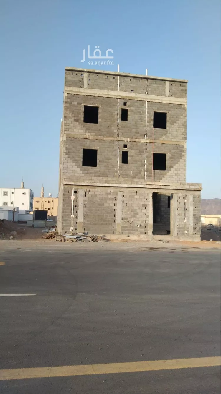 عمارة للبيع في شارع فلان ابن شراحبيل, حي ورقان, مدينة المدينة المنورة, منطقة المدينة المنورة صورة 2