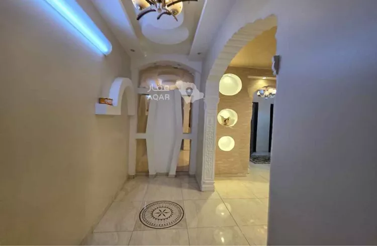 Floor for Sale in Medina Alaaziziyah 9