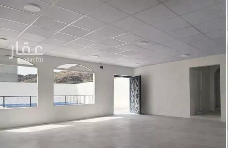 استراحة للبيع في شارع حيان بن اجبر, حي سد الغابة, مدينة المدينة المنورة, منطقة المدينة المنورة صورة 2