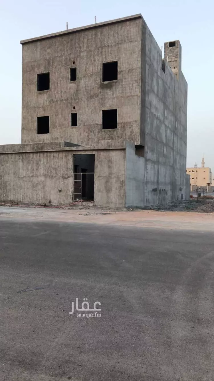 Building for Sale in Medina Warqan