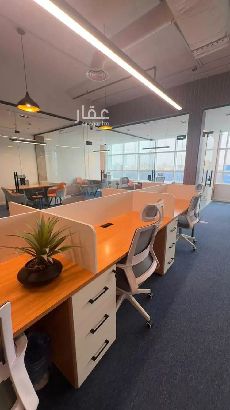 مكتب تجاري للإيجار في شارع انس بن مالك, حي الملقا, مدينة الرياض, منطقة الرياض 7