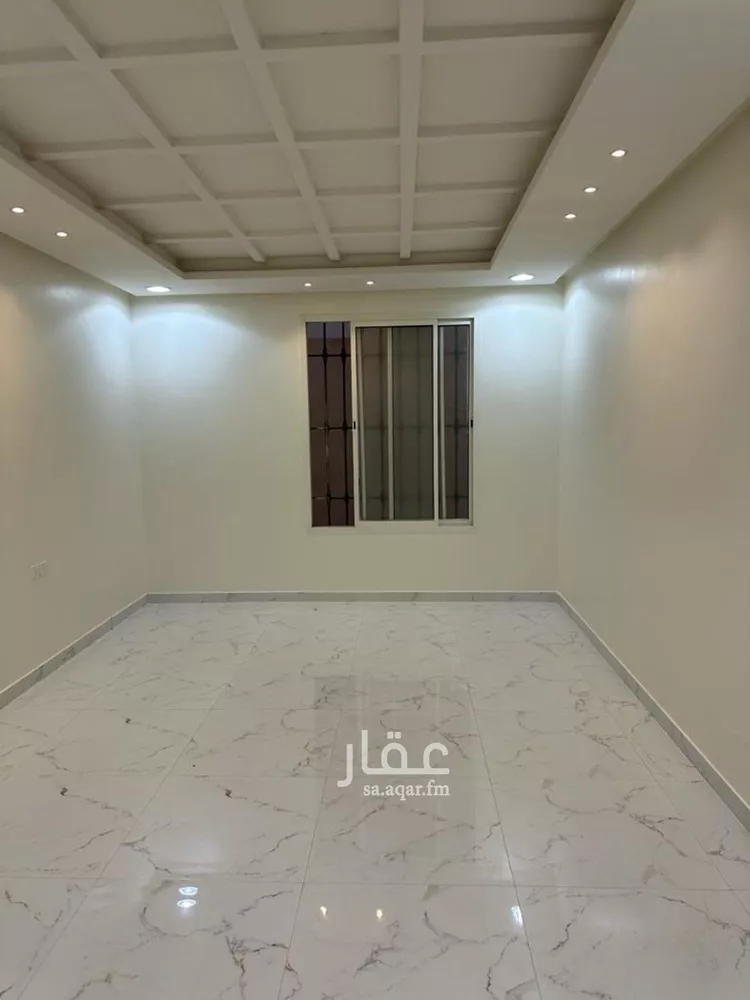 فيلا للإيجار في شارع أحمد بن علي بن السمين, حي المهدية, مدينة الرياض, منطقة الرياض صورة 2