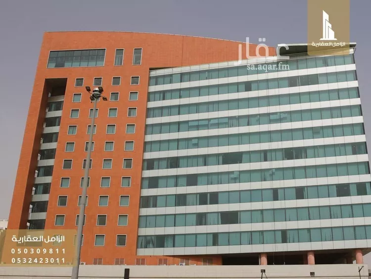 مكتب تجاري للإيجار في شارع طريق خادم الحرمين الشريفين الفرعي, حي مدينة العمال, مدينة الخبر, المنطقة الشرقية 1 صورة