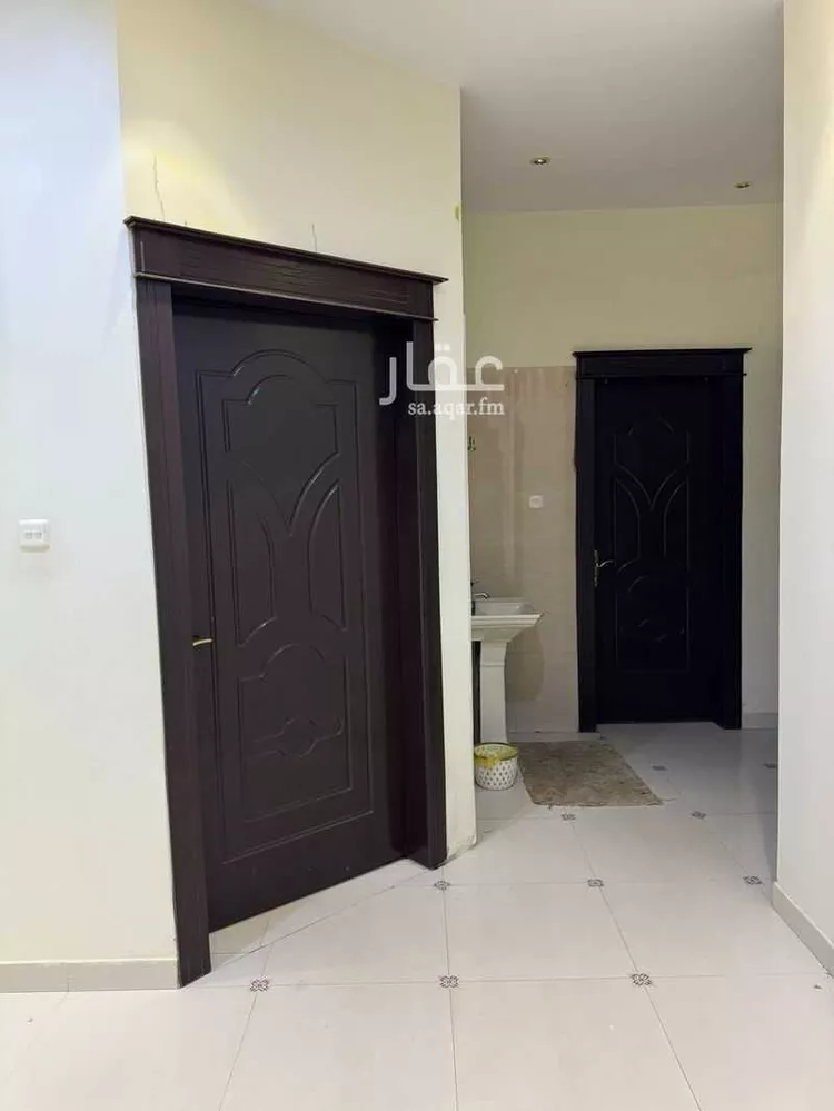 فيلا للبيع في شارع فخر الدين الخاتوني, حي الرمال, مدينة الرياض, منطقة الرياض صورة 2