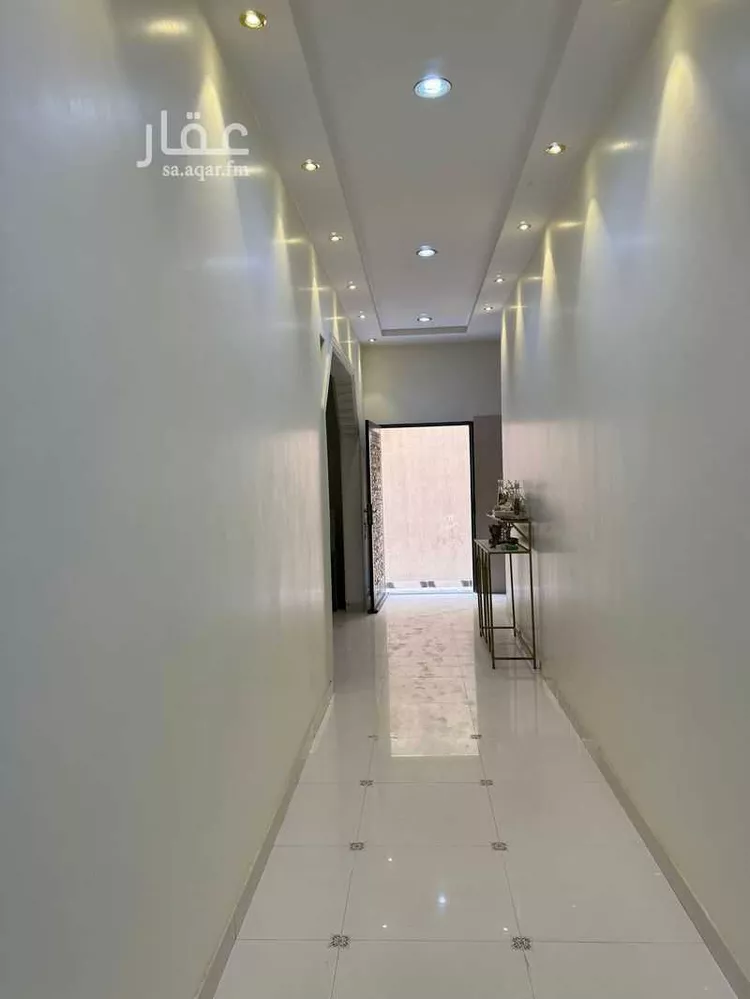 فيلا للبيع في شارع فخر الدين الخاتوني, حي الرمال, مدينة الرياض, منطقة الرياض صورة 4