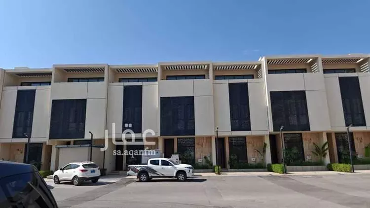 فيلا للإيجار في شارع محمد بن الهيثم بن شبابة, حي الصفاء, مدينة الرياض, منطقة الرياض صورة 2