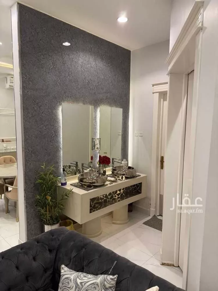 فيلا للبيع في شارع أبي غالب البناء, حي العارض, مدينة الرياض, منطقة الرياض صورة 5