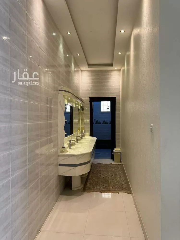 فيلا للبيع في شارع فخر الدين الخاتوني, حي الرمال, مدينة الرياض, منطقة الرياض 8