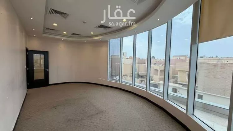 Commercial Office for Rent in Riyadh At Taawon
