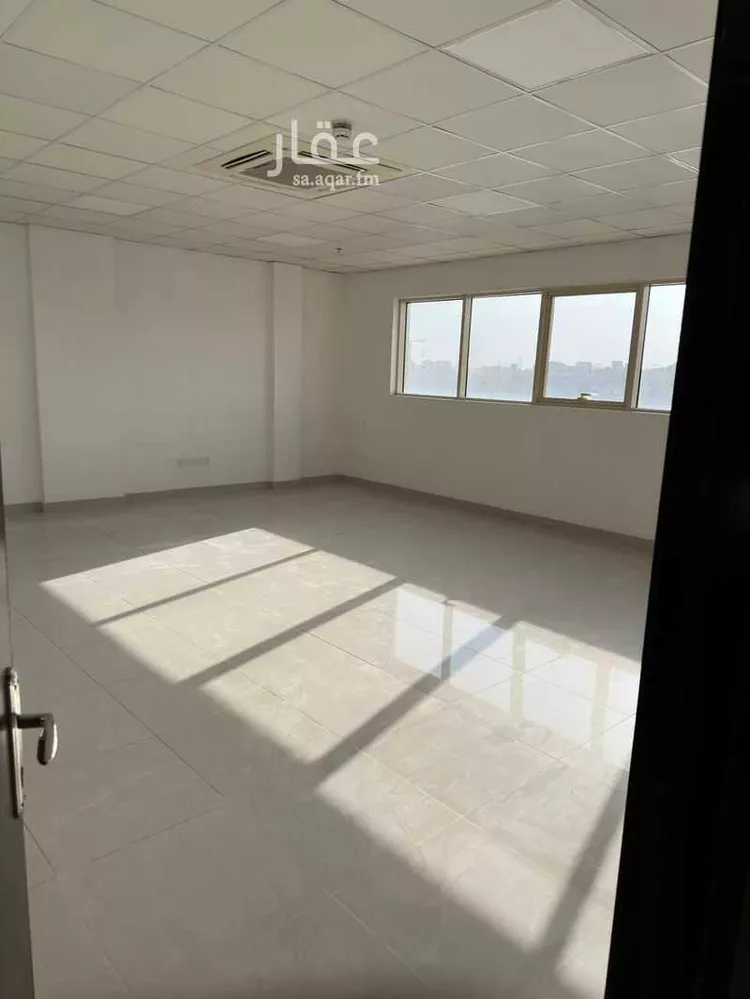 مجمع للإيجار في شارع ابي بكر الصديق الفرعي, حي النرجس, مدينة الرياض, منطقة الرياض 6
