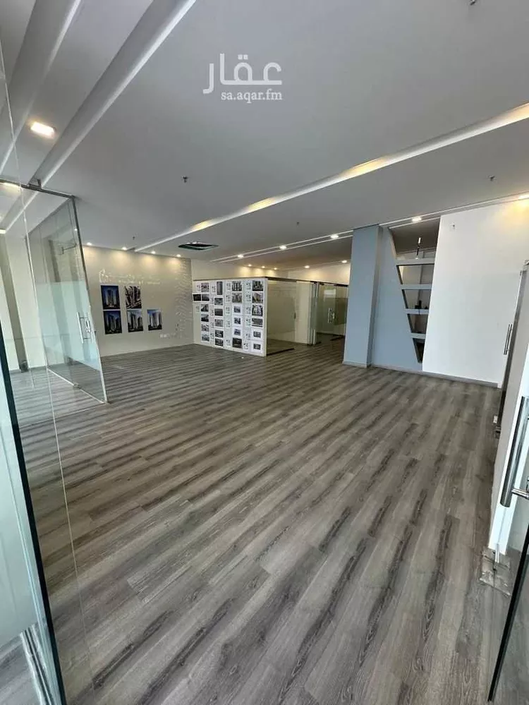 مكتب تجاري للإيجار في شارع ابي بكر الصديق الفرعي, حي النرجس, مدينة الرياض, منطقة الرياض صورة 5