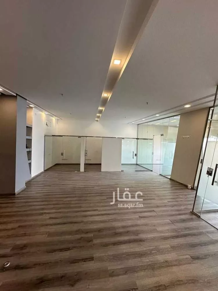 مكتب تجاري للإيجار في شارع ابي بكر الصديق الفرعي, حي النرجس, مدينة الرياض, منطقة الرياض